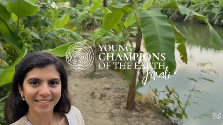 Polje banana uz reku u Indiji predstavlja Jinali Mody, mlada šampionka UN Environment programa